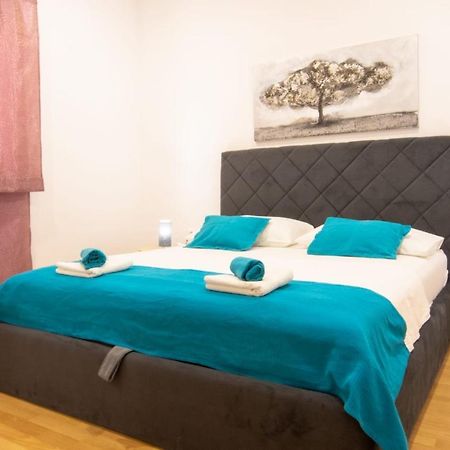 Apartment Cvita Free Beach Parking Makarska Exterior foto